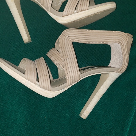 Shoes - Picture 2 of 8